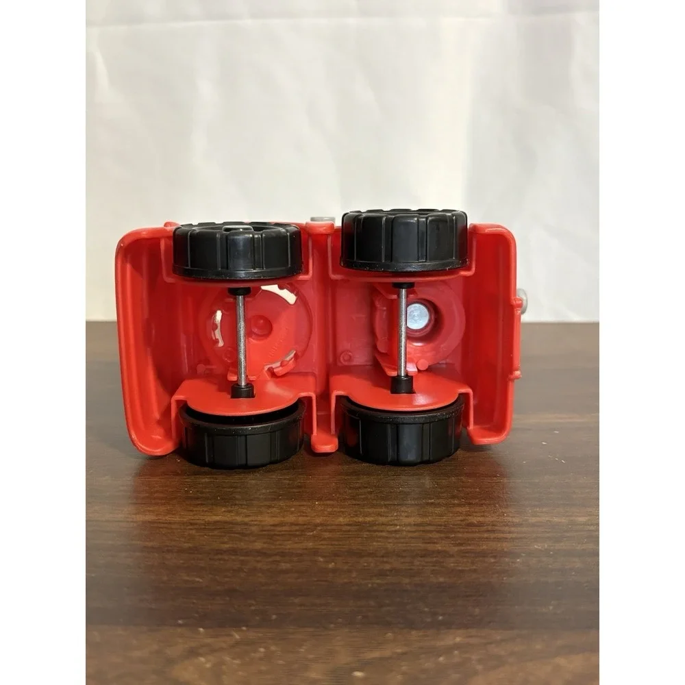 Fisher Price Little People to The Rescue Fire Truck